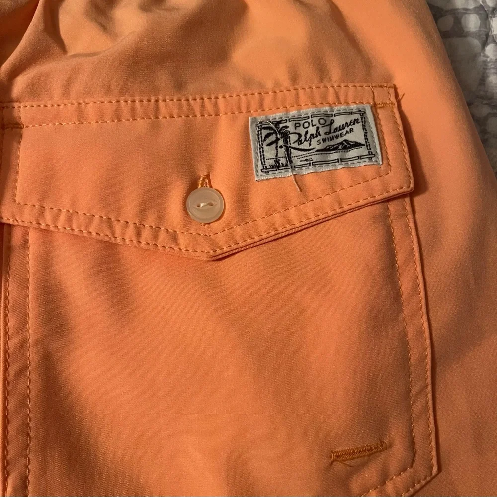Polo Ralph Lauren 5.75in Traveler Classic Swim Trunk. Size Large.